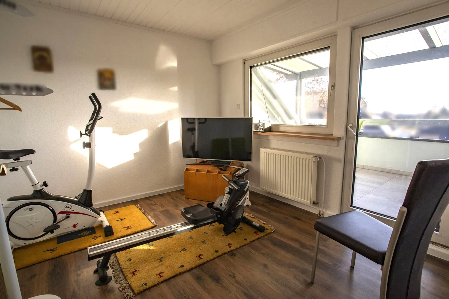 Wohn-/Schlafzimmer DG