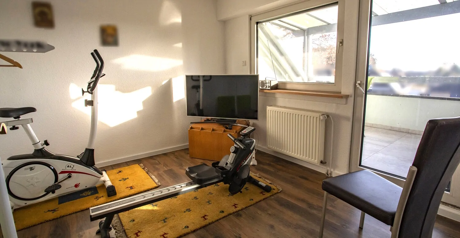 Wohn-/Schlafzimmer DG