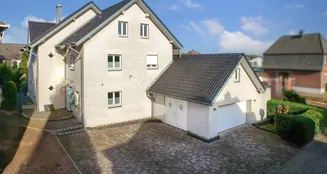 von_poll_real_estate_property_25174018_image_1