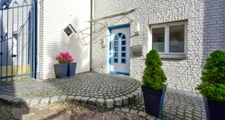 von_poll_real_estate_property_25174018_image_9