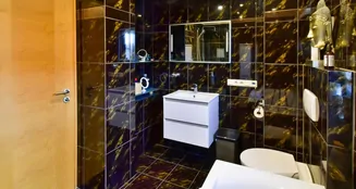 von_poll_real_estate_property_25174018_image_28