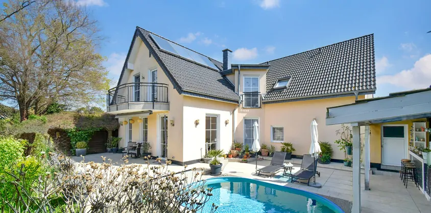 von Poll Immobilien GmbH