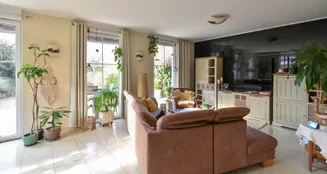 von_poll_real_estate_property_26174003_image_14