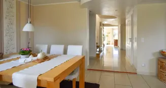 von_poll_real_estate_property_26174003_image_11