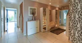 von_poll_real_estate_property_26174003_image_23