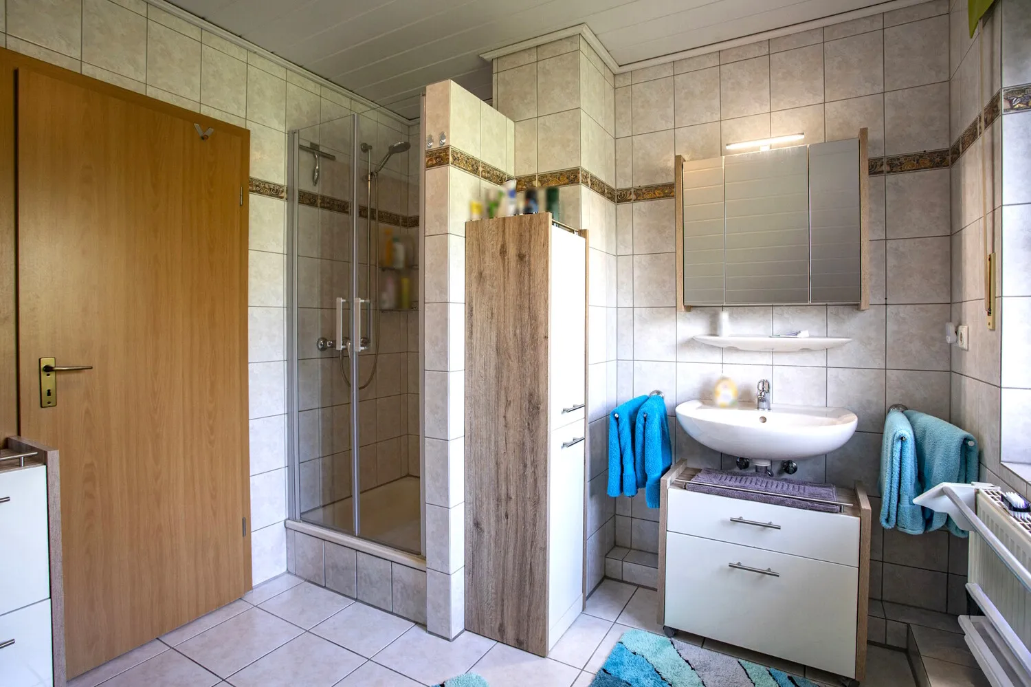 Badezimmer DG