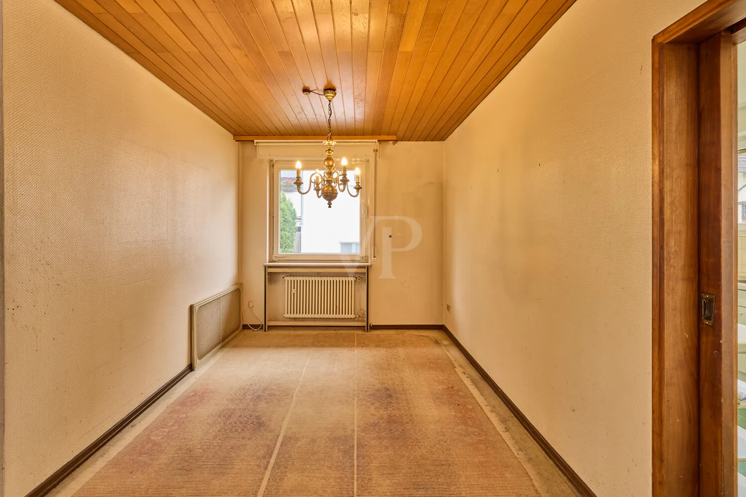 Offengehaltenes Esszimmer