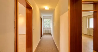 von_poll_real_estate_property_26005005_image_17