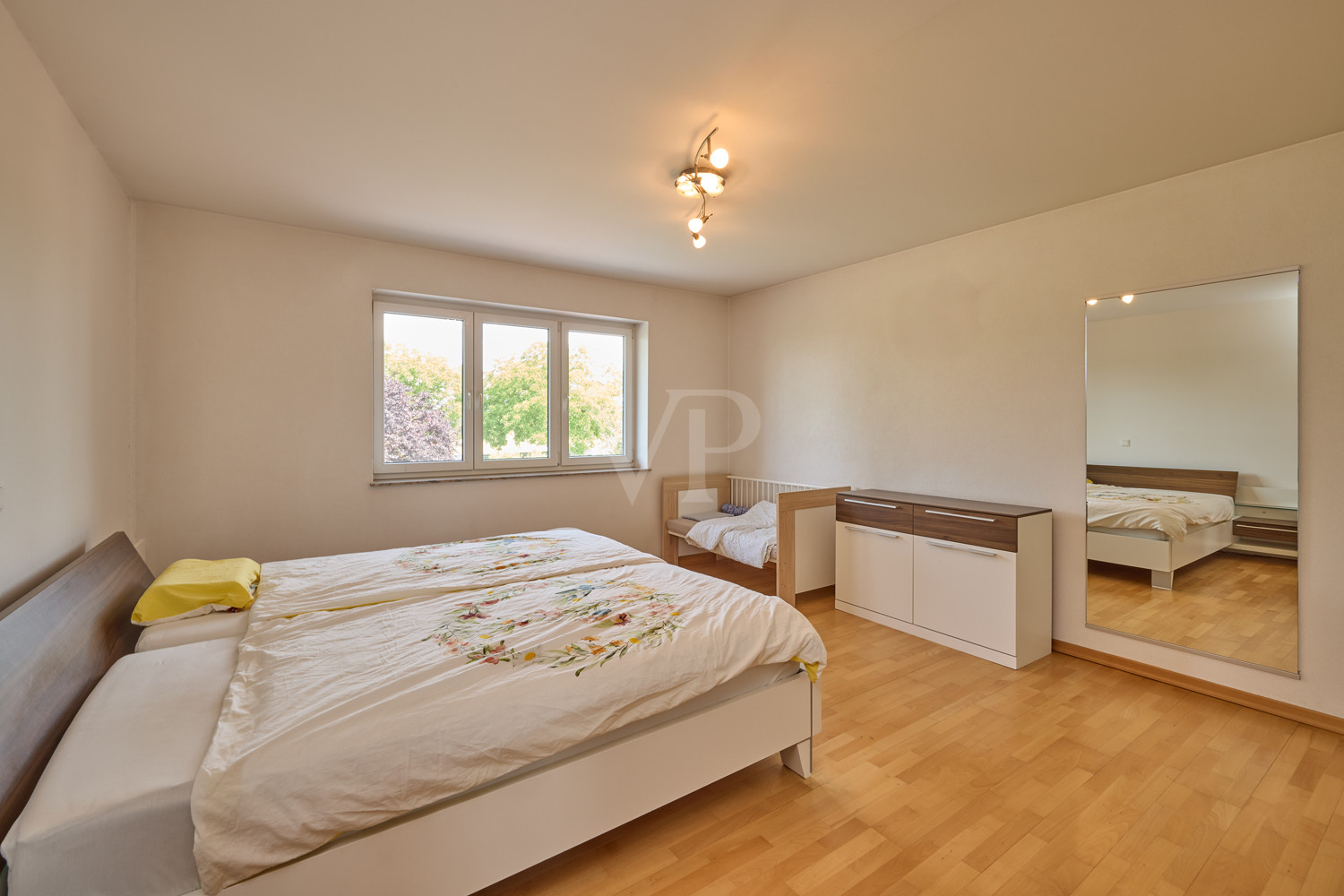 Schlafzimmer II