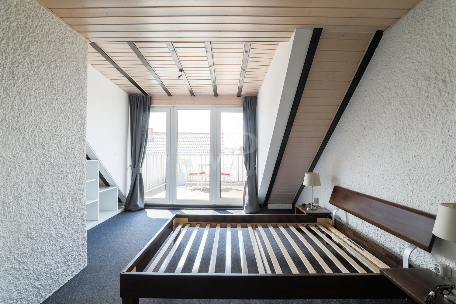 Galerie - Schlafzimmer mit Zugang zur Dachterrasse