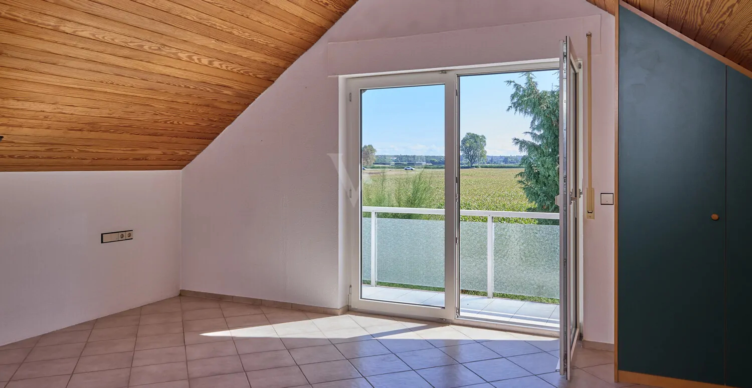 Helles Schlafzimmer im DG