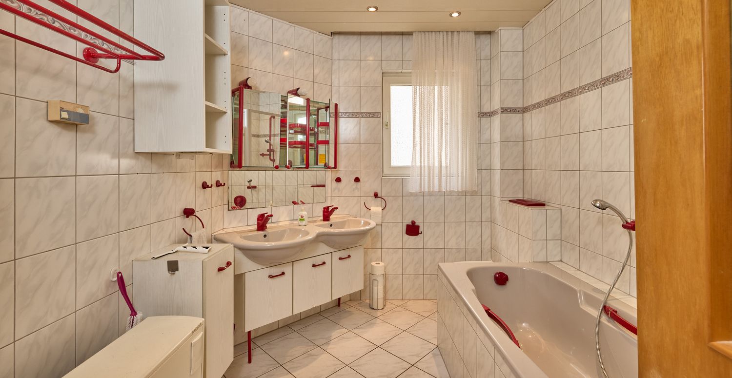 Badezimmer EG