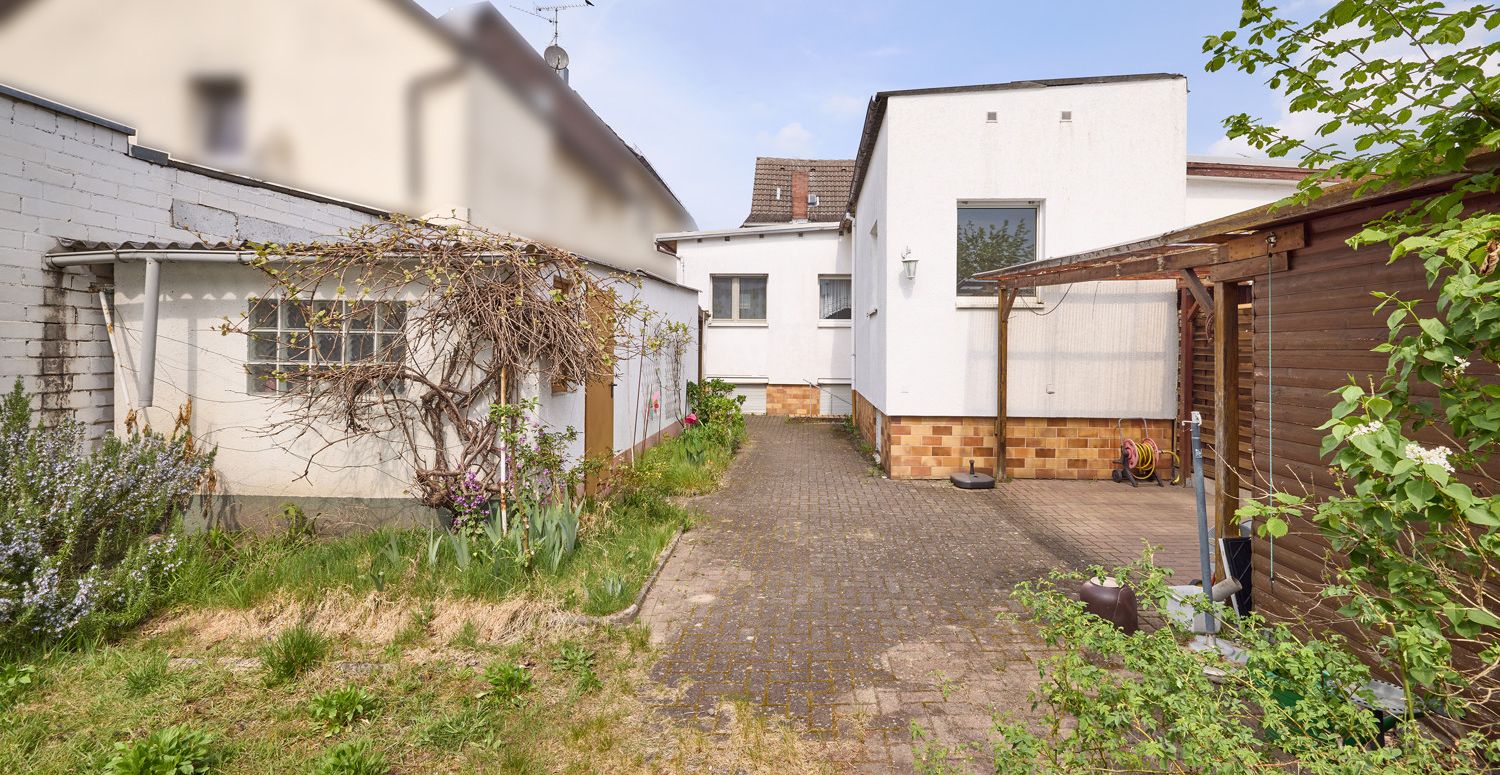 Hausansicht vom Garten