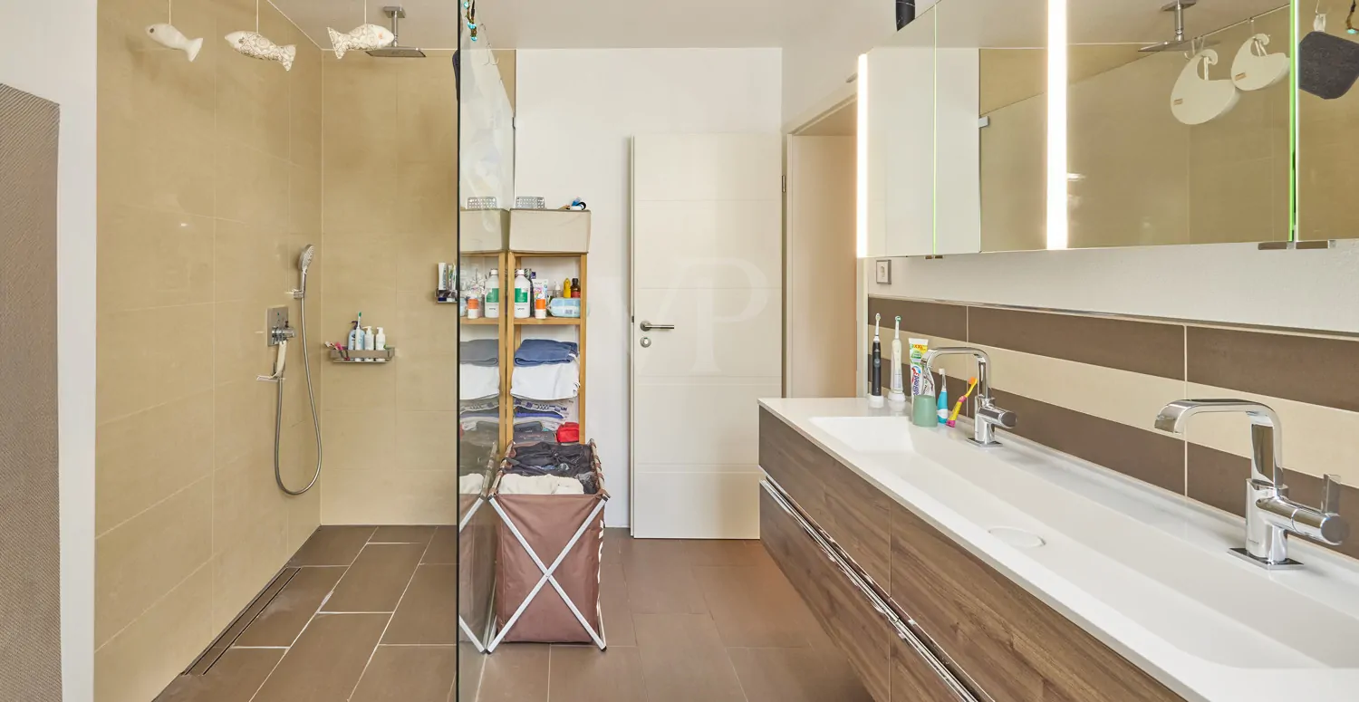 Bodengleiche Dusche, OG