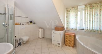 von_poll_real_estate_property_25005027_image_7