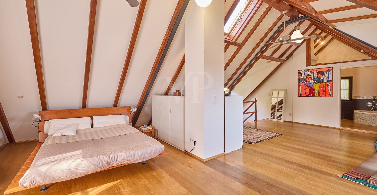 Schlafzimmer IV