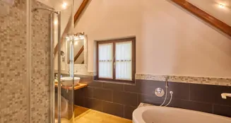 von_poll_real_estate_property_25005040_image_24