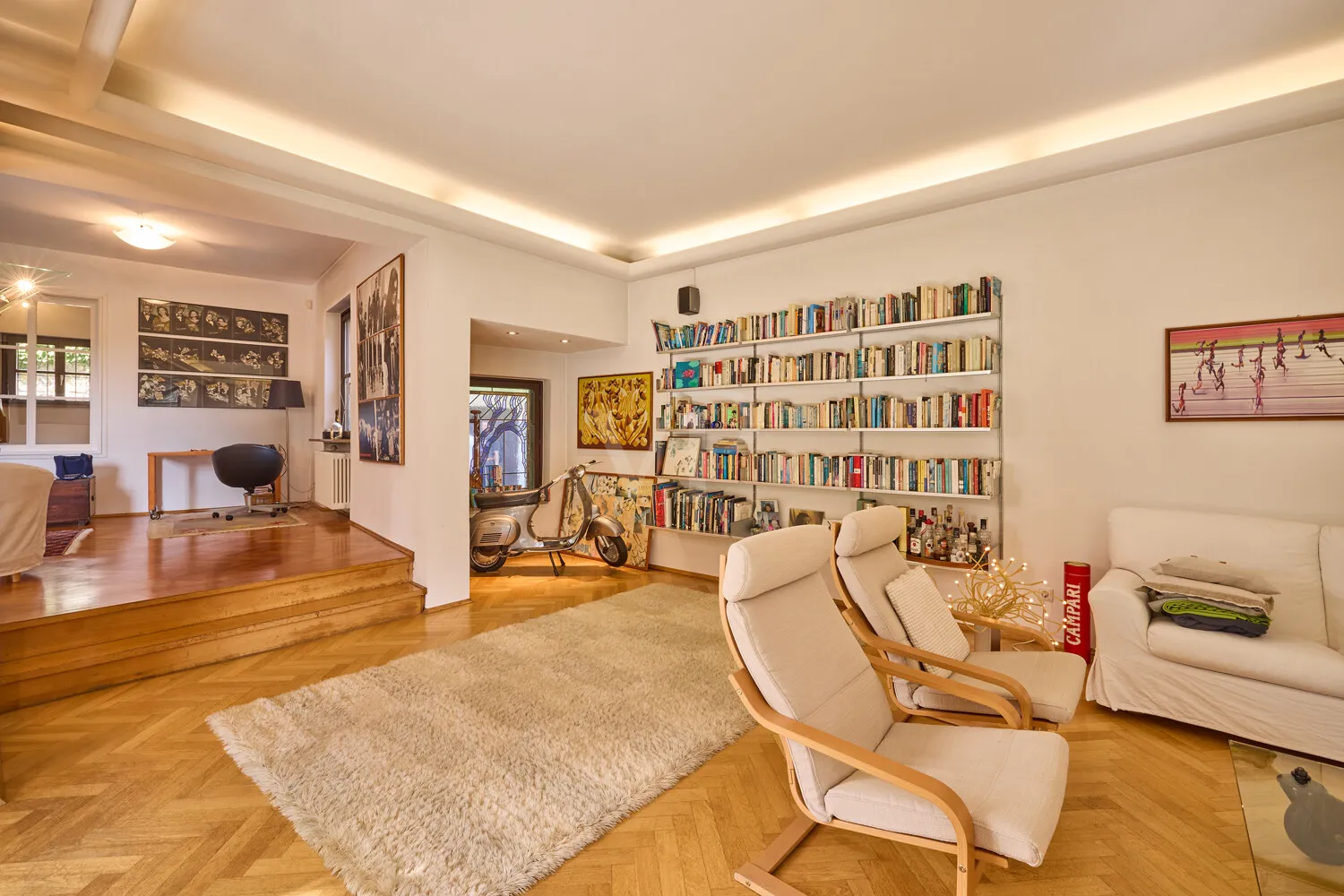 Bibliothek-/Wohnbereich