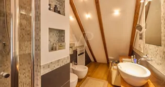 von_poll_real_estate_property_25005040_image_24