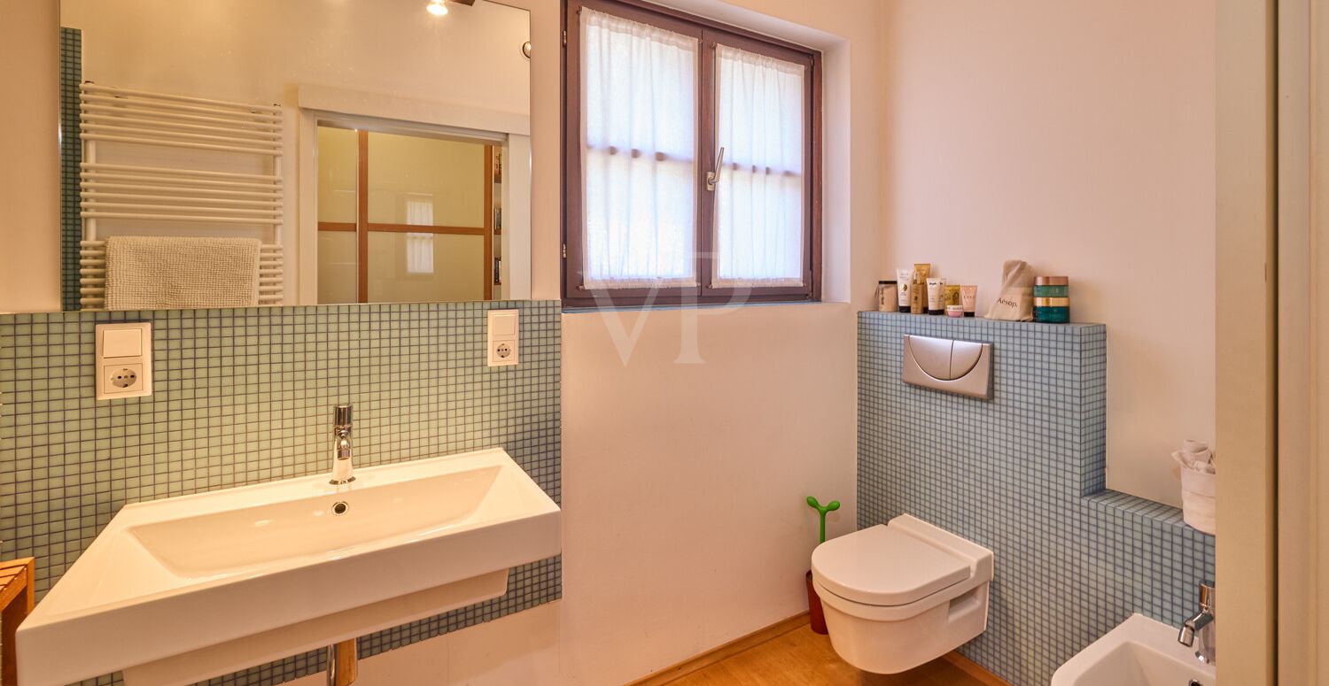 Modernes Duschbad