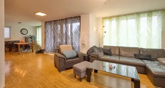 von_poll_real_estate_property_25005062_image_2