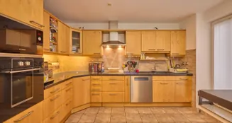 von_poll_real_estate_property_25005062_image_11