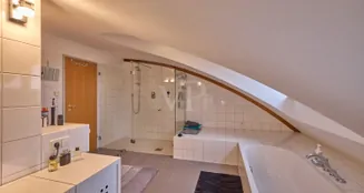 von_poll_real_estate_property_25005062_image_22