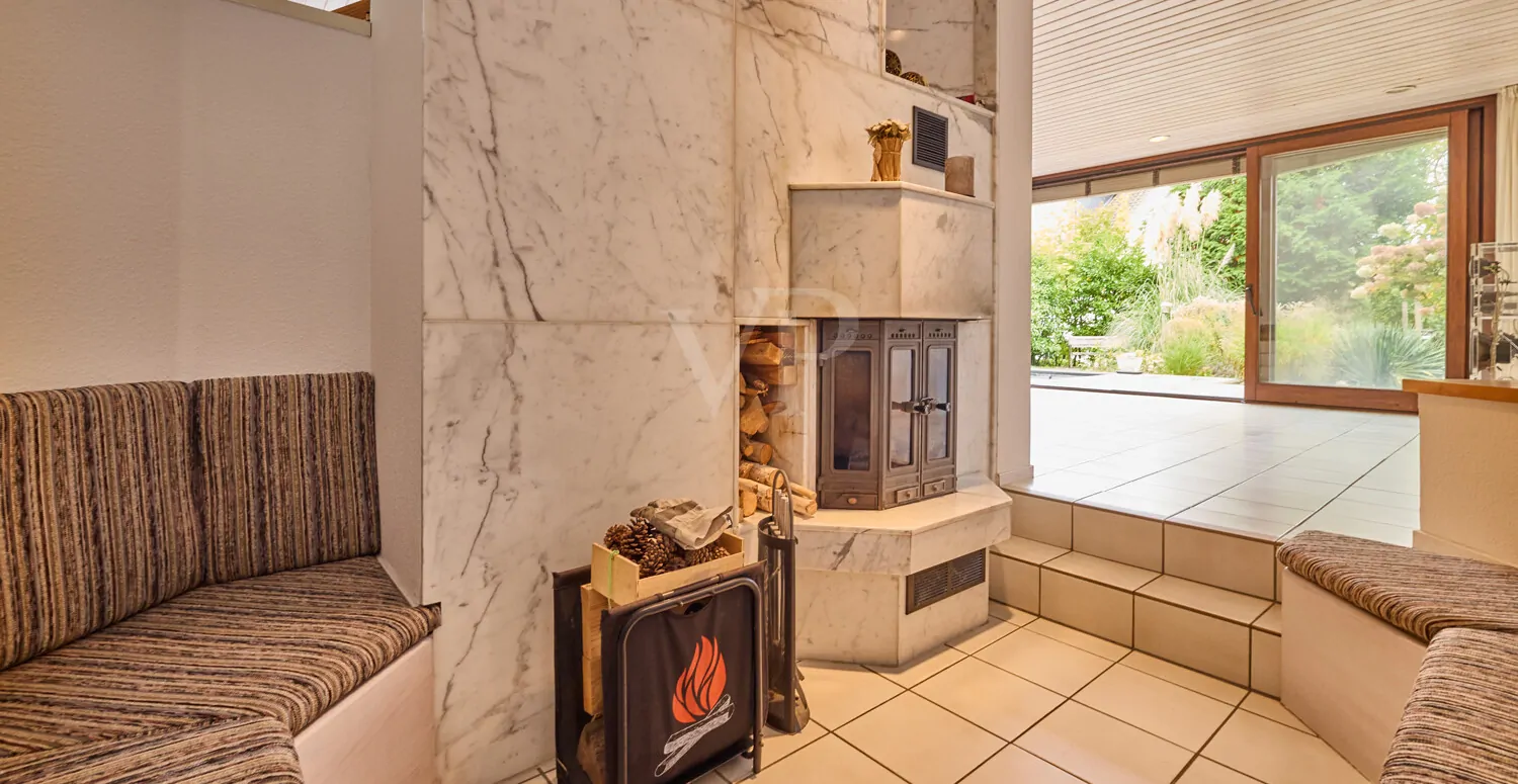 Gemütliche Kaminsitzecke EG