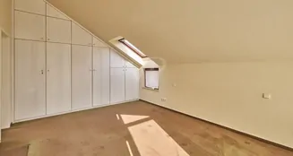 von_poll_real_estate_property_25005052_image_16