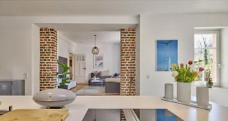 von_poll_real_estate_property_25005020A_image_0