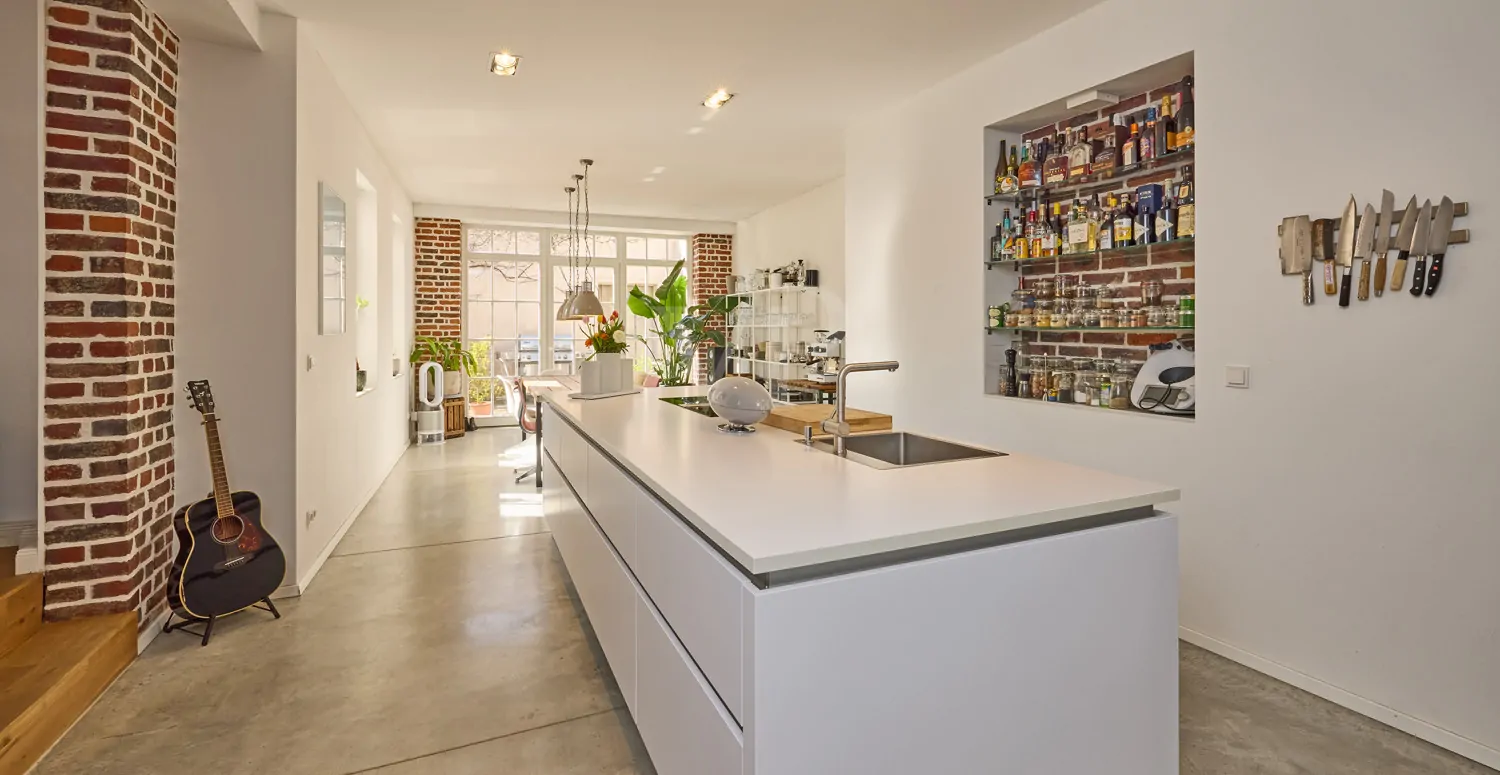 Küche mit Essbereich