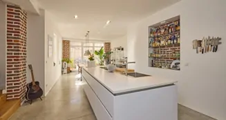 von_poll_real_estate_property_25005020A_image_3