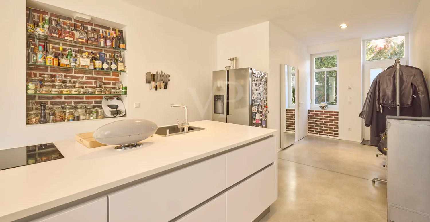Küche Richtung 2. Eingang