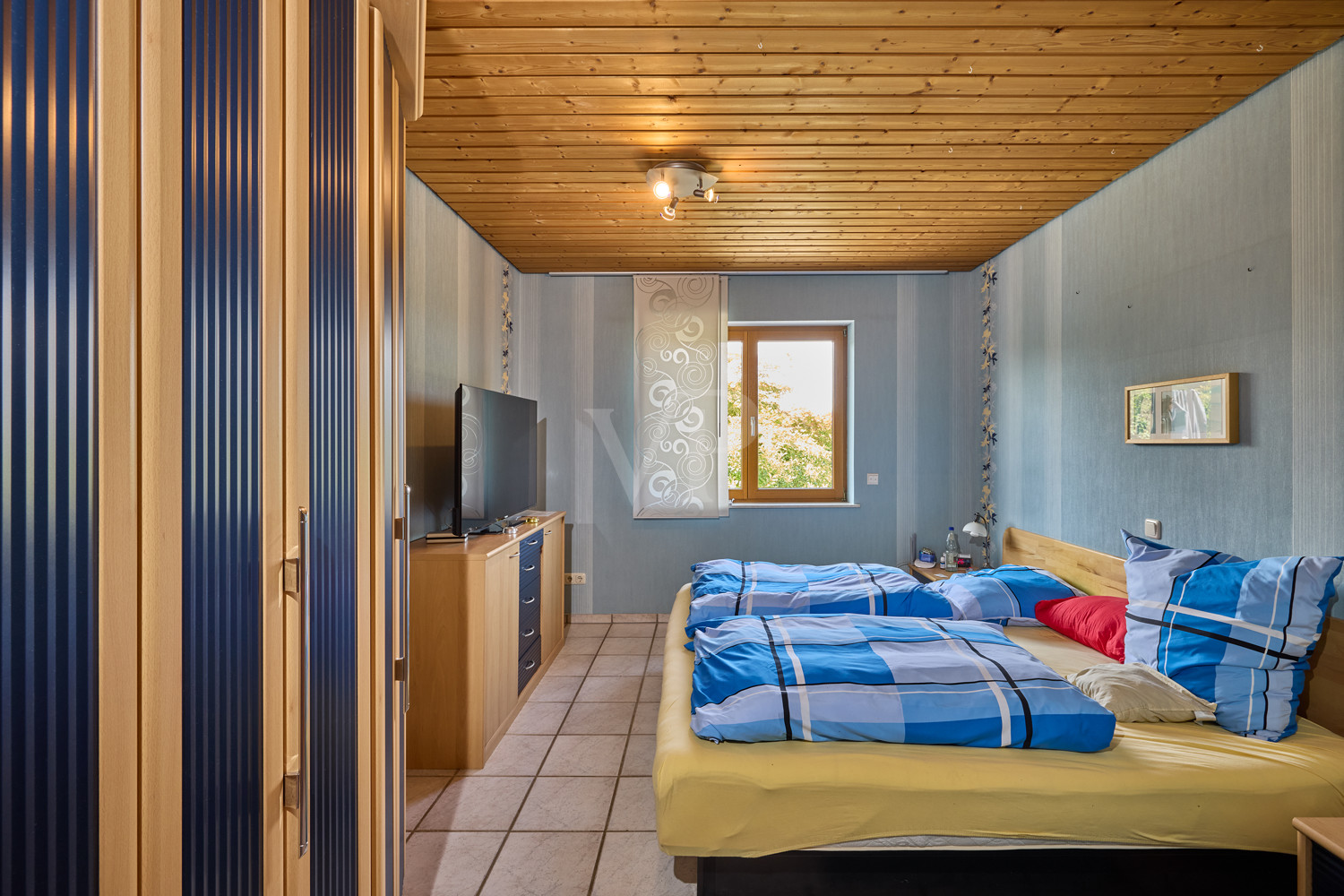 Schlafzimmer III