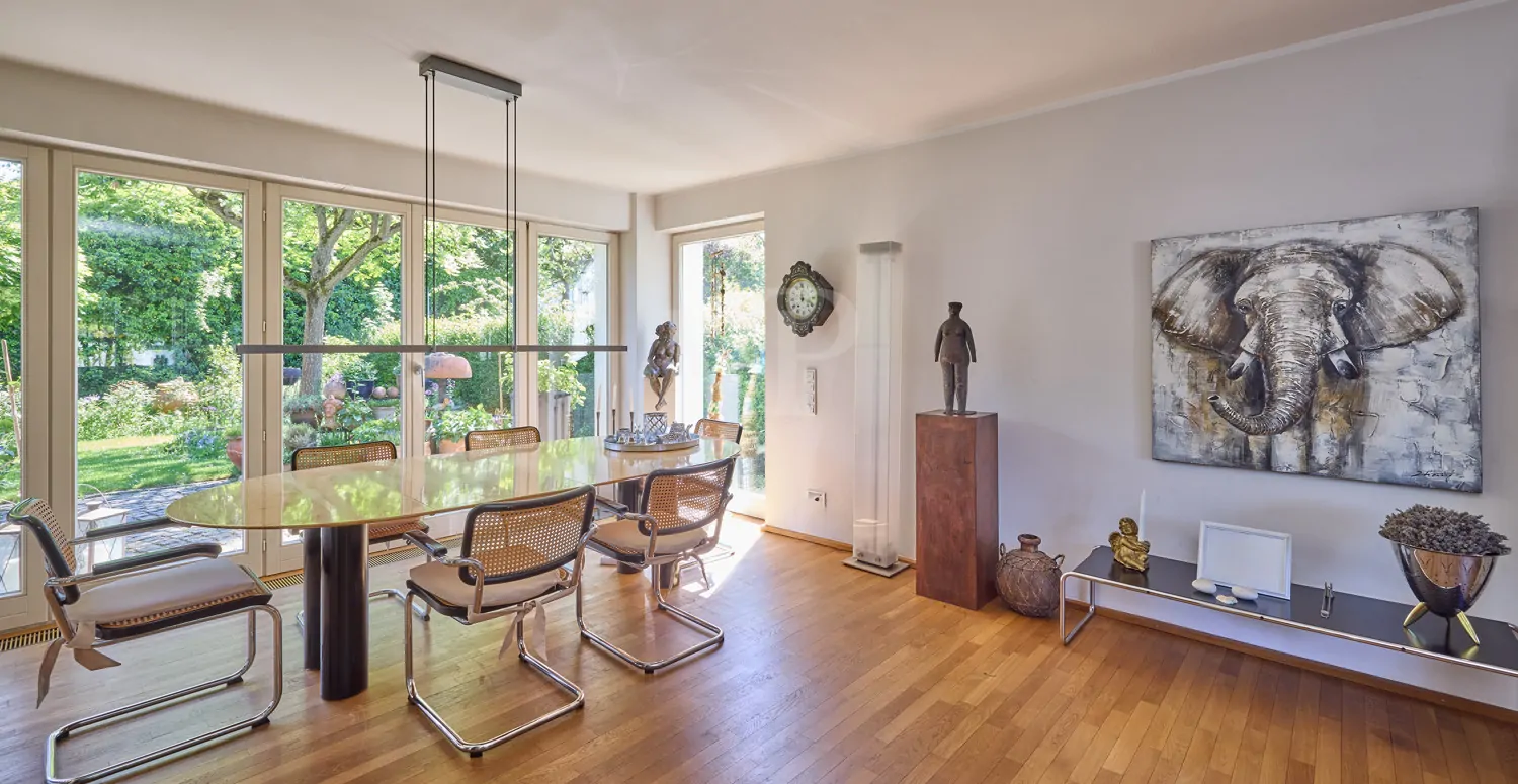 Esszimmer Hauptwohnung