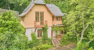 von_poll_real_estate_property_25005037_image_0