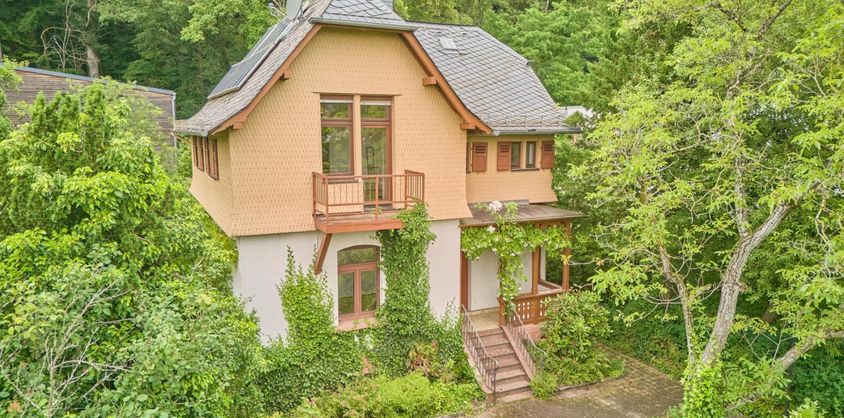 von Poll Immobilien GmbH