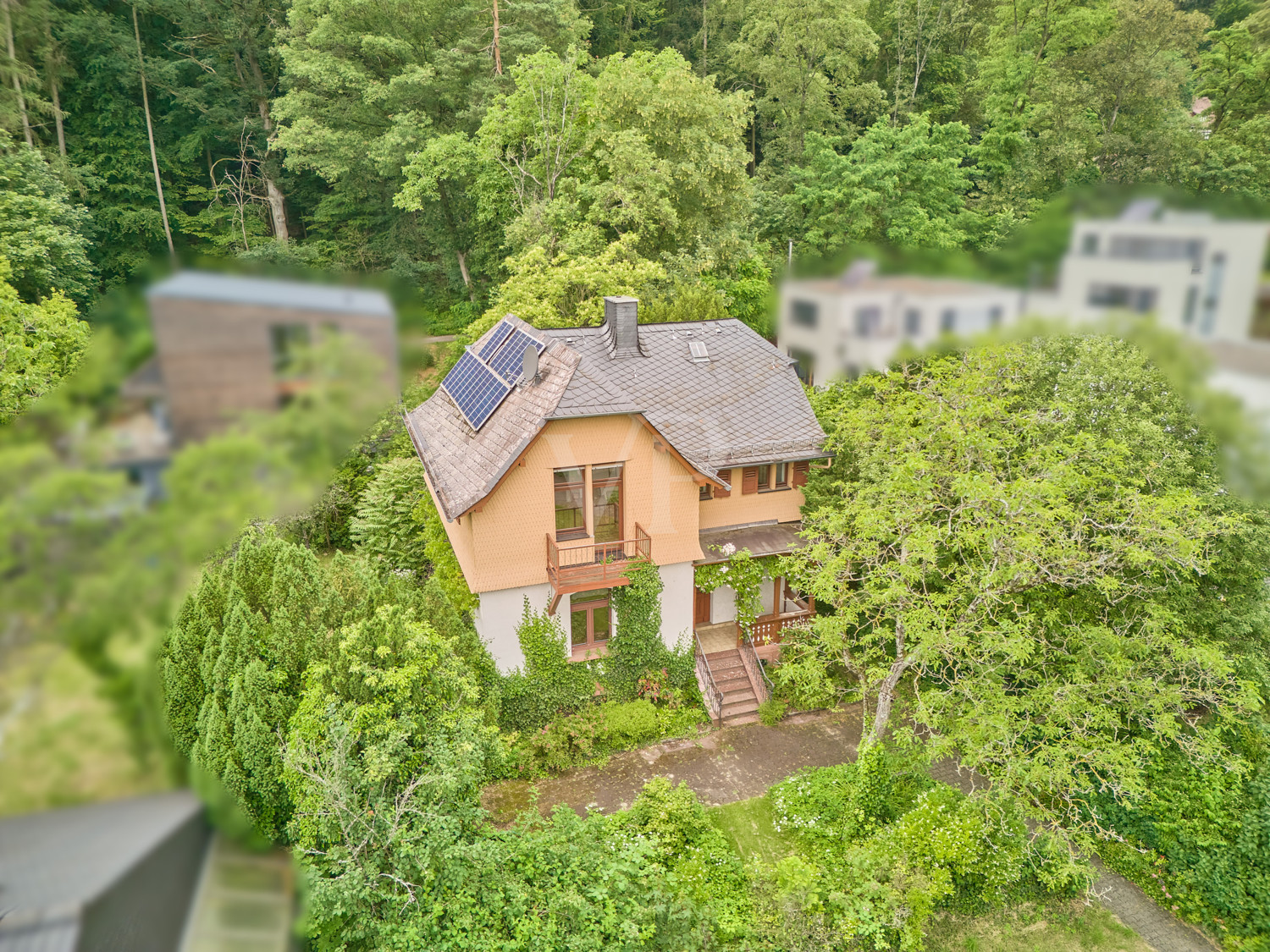 Straßenansicht