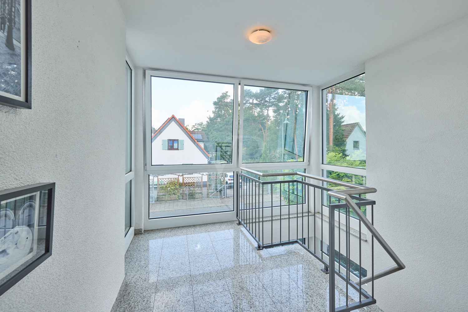 Hell & freundlich ist das Treppenhaus