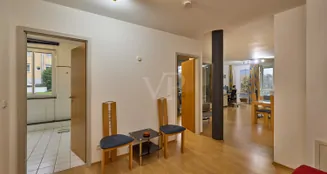 von_poll_real_estate_property_26005015_image_1