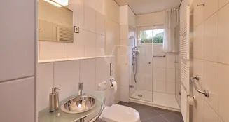 von_poll_real_estate_property_26005004_image_11