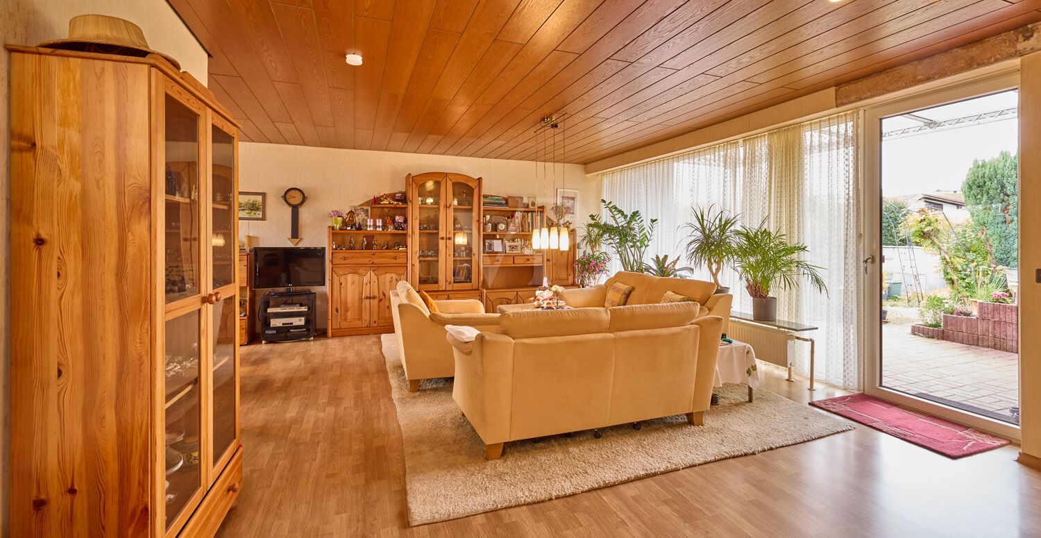 Wohn- /Essbereich im Erdgeschoss mit Zugang zur Terrasse