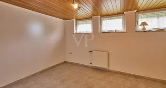 von_poll_real_estate_property_25005049_image_24