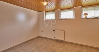 von_poll_real_estate_property_25005049_image_24