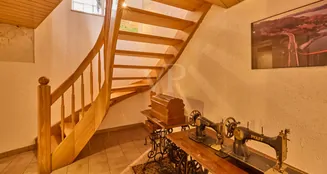 von_poll_real_estate_property_25005049_image_20