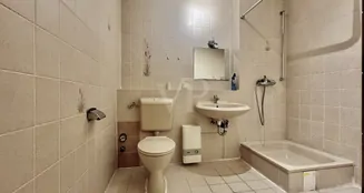 von_poll_real_estate_property_25005065_image_11