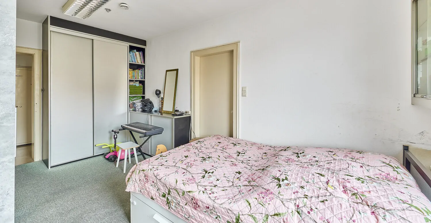 Zentrales Wohnen: 3 Zimmer mit eigenem Stellplatz