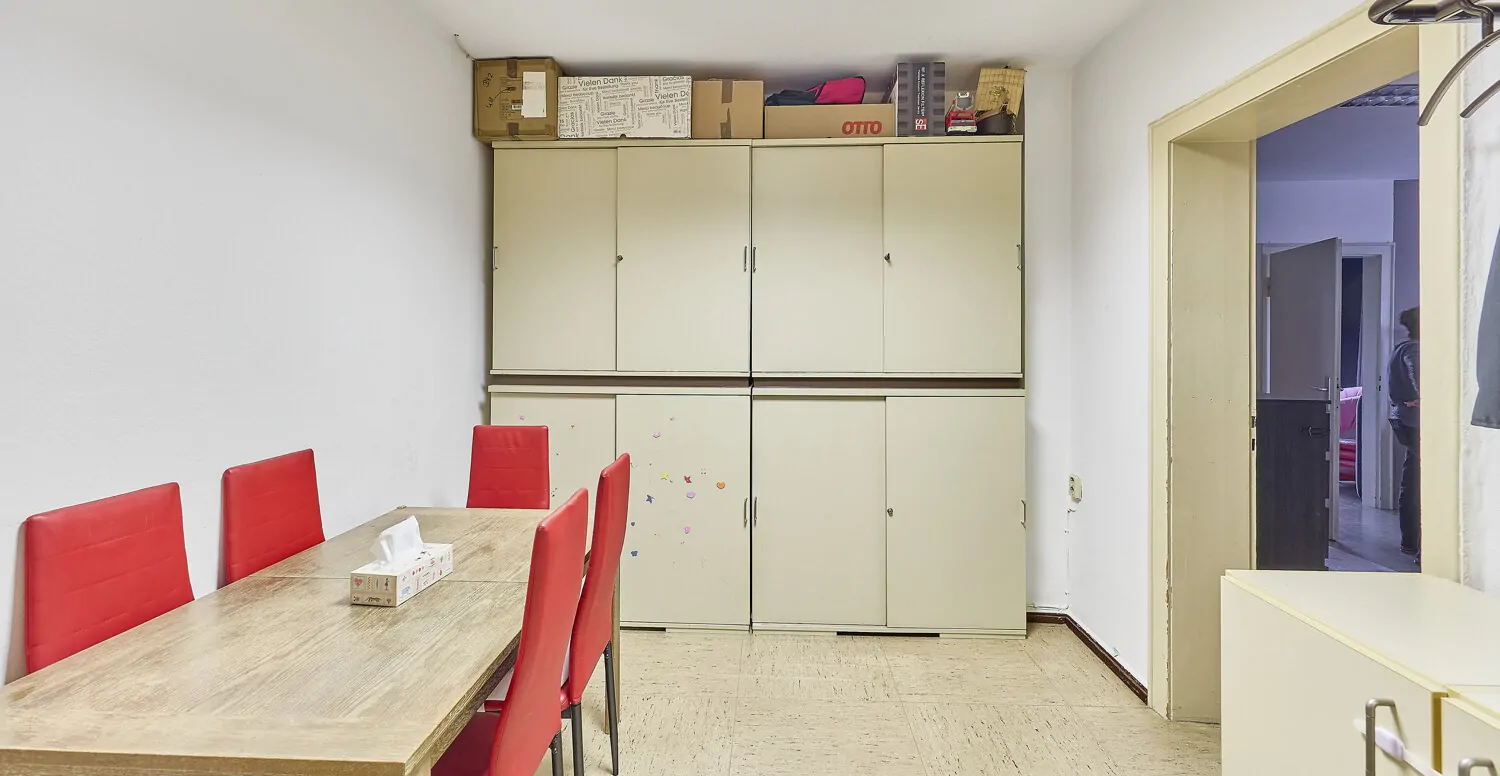 Zentrales Wohnen: 3 Zimmer mit eigenem Stellplatz