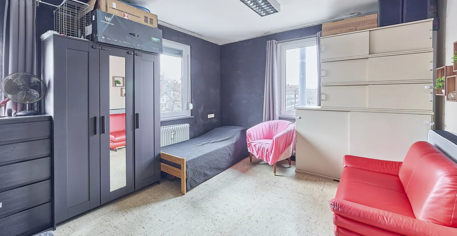 Zentrales Wohnen: 3 Zimmer mit eigenem Stellplatz