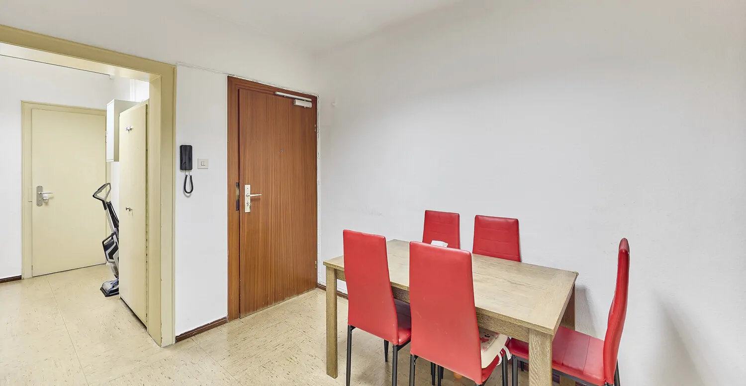 Zentrales Wohnen: 3 Zimmer mit eigenem Stellplatz